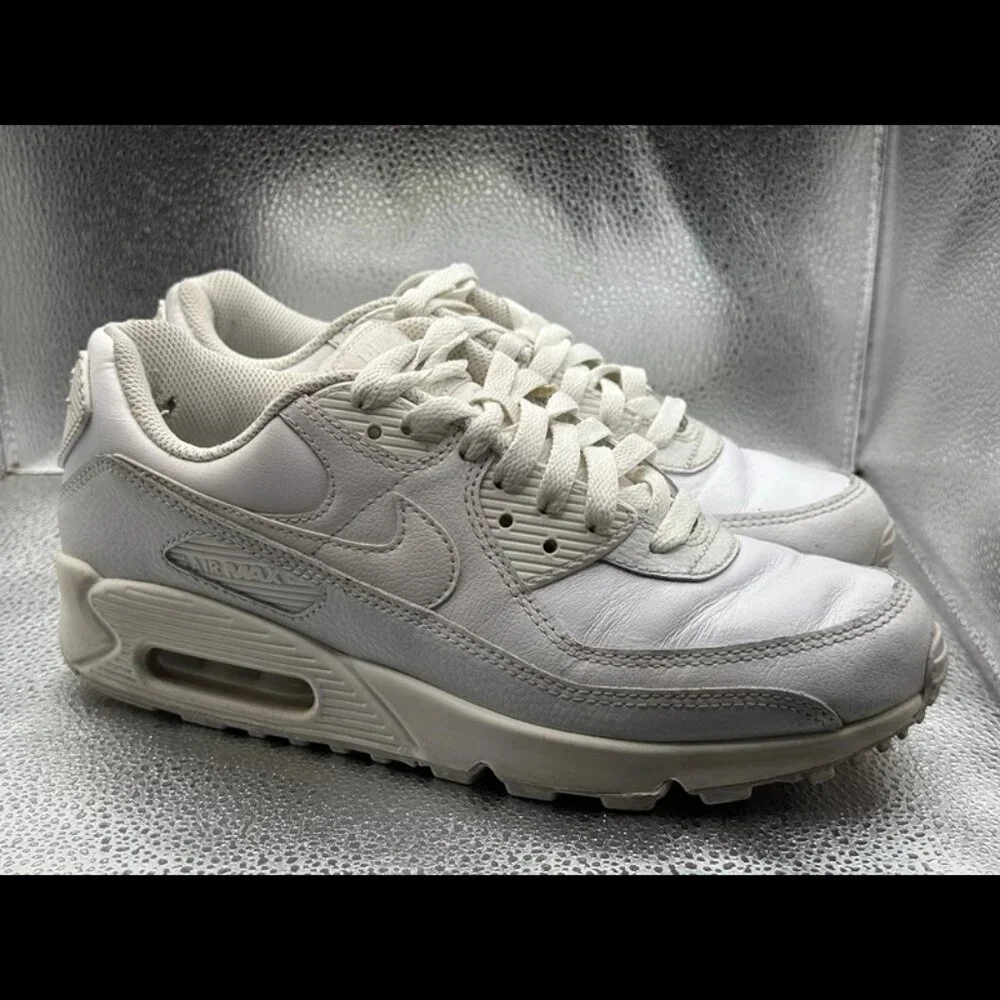 RARE Size 7.5 - Nike Men's Air‎ Max 90 Leather 'Triple White CZ5594-100